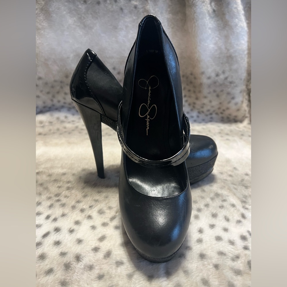 Platform heels